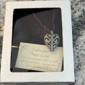 Silver Heart Prayer Locket Necklace. B11